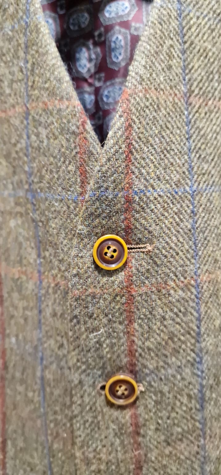 Barucci Frost Men’s Vintage Brown Pure Wool Tweed Waistcoat - Vests